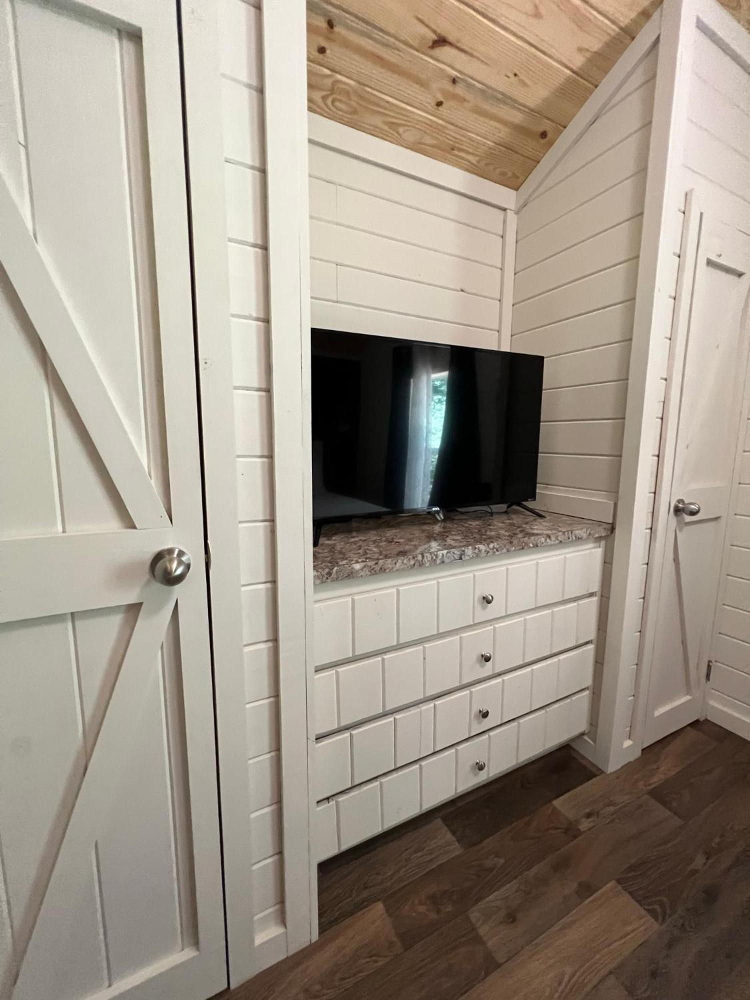 4 Heron Haus, Luxury Tiny House, Pet Friendly, Mins To Downtown Guntersville Eksteriør bilde